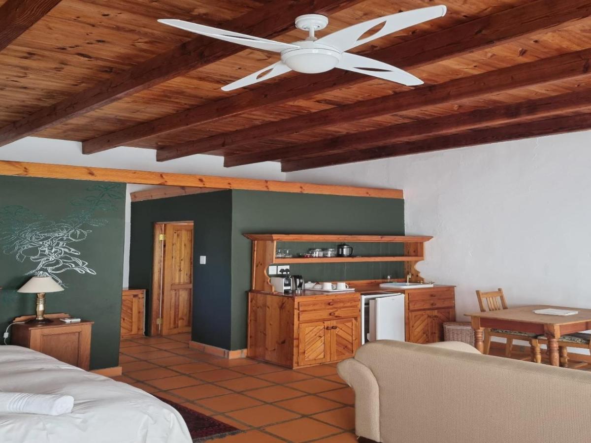 Red Mountain Ridge Karoo Oasis And Guest Farm Leilighet Buffelskloof Eksteriør bilde